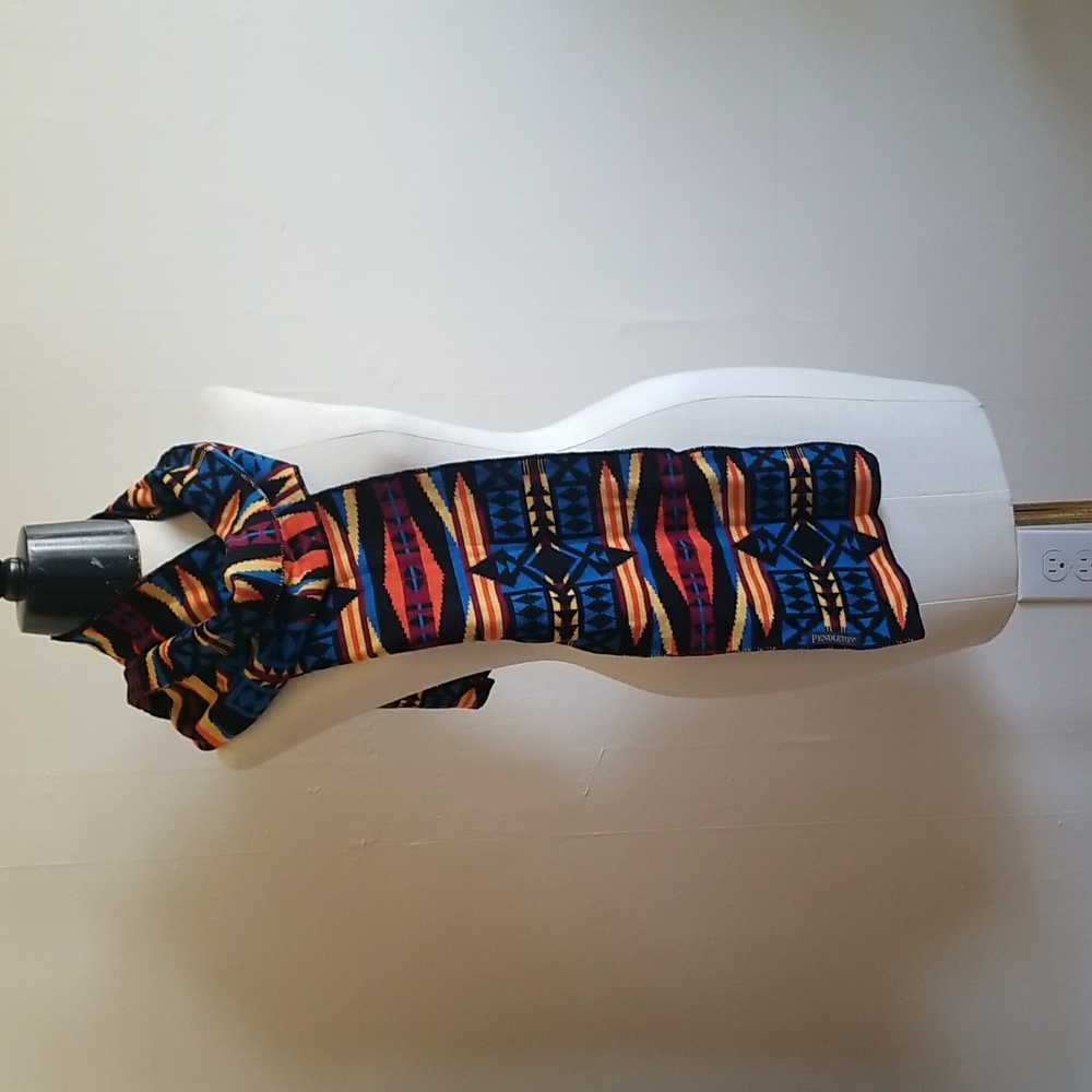 NWT PENDLETON la paz unisex merino wool knit muffler